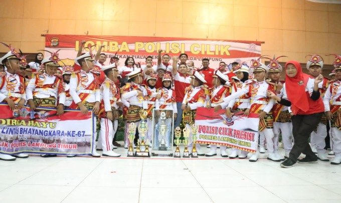 https://www.polreslampungtimur.com/upload/berita/f767514f068a79f4edc24b37732d84a7.jpg