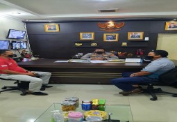 Jalin Komunikasi dengan Radio Pramudia, Kapolres Lamtim Sambut Baik