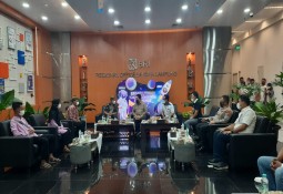 Keluarga Korban BRI-Link Way Bungur Lampung Timur di naikkan Umroh