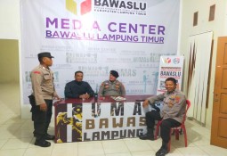 Polres Lampung Timur Siagakan Personel 24 Jam di KPU, Bawaslu, dan Gudang Logistik