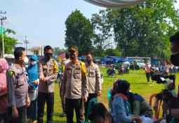 Dir Lantas Polda Lampung Pantau Gerai Vaksinasi Covid-19 di Lampung Timur