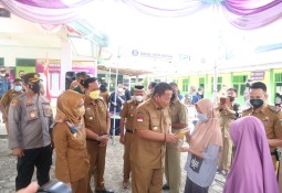 Polres Amankan operasi Pasar Gubernur Lampung di Kecamatan Purbolinggo