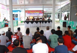 Kapolres Lampung Timur Dampingi Wadir Krimum Polda Lampung dalam Program Jum\'at Curhat di Rutan Kelas IIB Sukadana