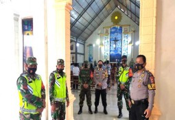 Umat Kristiani Di Lampung Timur Gelar Ibadah Sesuai Protokol Kesehatan
