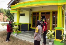 Polwan yang berdedikasi walau Hamil dan di masa pandemi tetap melaksanakan tugas 