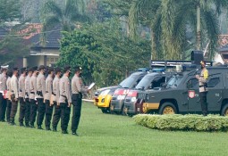 Kapolres Lampung Timur Pimpin Apel Pengecekan Personel