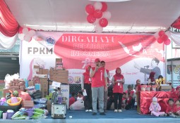 Kapolres Lamtim Buka Kegiatan Jalan Sehat Dan Donor Darah Di Desa Banjar Rejo