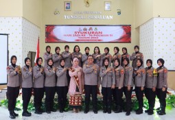 Polres Lampung Timur Gelar Syukuran Memperingati Hari Jadi Polwan Ke-74