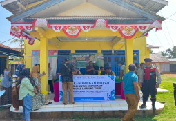 LAMPUNG TIMUR – Polsek Jabung Polres Lampung Timur bersama pemerintah desa melaksanakan kegiatan Gerakan Pangan Murah (GPM) yang dipusatkan di Balai Desa Sambirejo, Kabupaten Lampung Timur, Selasa…...