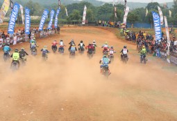 Ratusan Personel di turunkan dalam pengamanan Kejuaraan MTC Bupati Lamtim Cup 2022