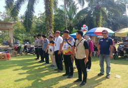 Pengamanan Kampanye Jaran Kepang oleh Personil Polsek di Lampung Timur