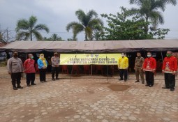 Vaksinasi COVID-19 menekankan Wabah Pandemi Virus Corona