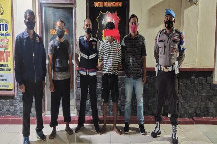 https://www.polreslampungtimur.com/upload/kegiatan/f5c3b037851d28409234e8ec20985f58.jpg