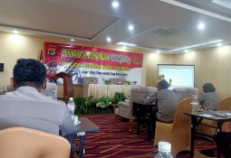 Polres Lampung Timur dan Polres jajaran Polda Lampung mengikuti pelatihan Public speaking Di hotel Bukit Randu Lampung