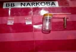 Sat Polairud bersma Sat Narkoba Polres Lampung Timur Ungkap Kasus TP Penyalahgunaan Narkoba.