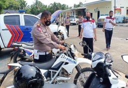 Kasatlantas Polres Lampung Timur Cek Kendaraan Operasional Sat Lantas