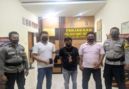 Polsek Way Jepara Ringkus Pencuri HP saat sedang di Cas