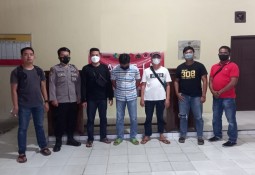 Team Tekab 308 Polres dan Polsek Berhasil Membekuk Tersangka Yang Berupaya menjual Sepeda motor Hasil pencurian 
