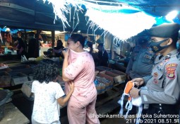 Polres Lampung Timur Melaksanakan Operasi Yustisi Pendisiplinan Protokol Kesehatan